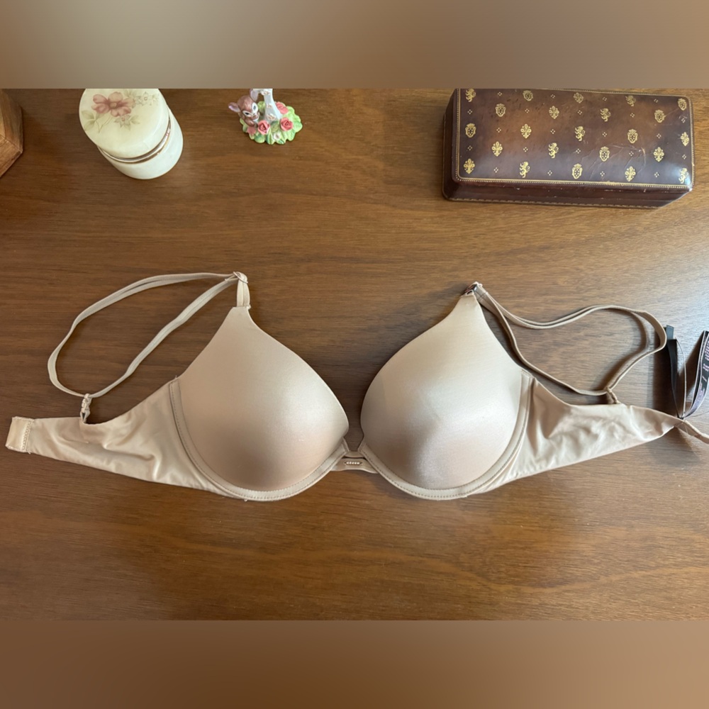 BRAND NEW Victoria’s Secret, very sexy bra